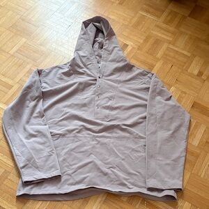 Bailey Casual  Hoodie Shirt. NWOT
